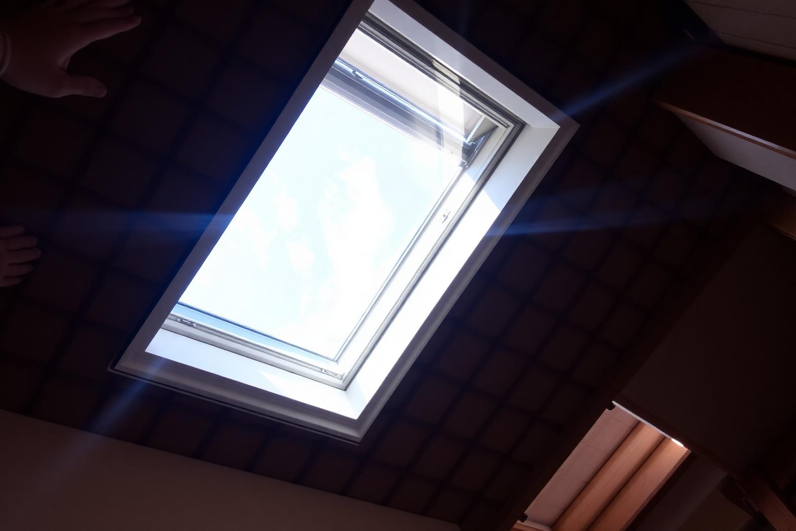 Montaj ferestre Velux / luminatoare